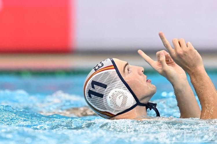 西班牙队末节翻盘问鼎男子水球冠军 西班牙队末节翻盘问鼎男子水球冠军