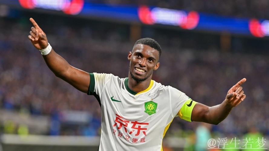 王刚精准助攻，法比奥冲顶破门